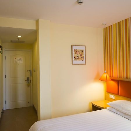 Home Inn Beijing Headquater World Park Exterior photo